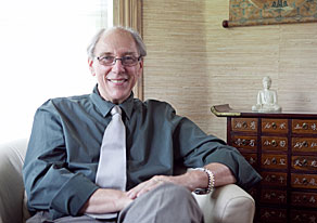 jason_homepage_seated